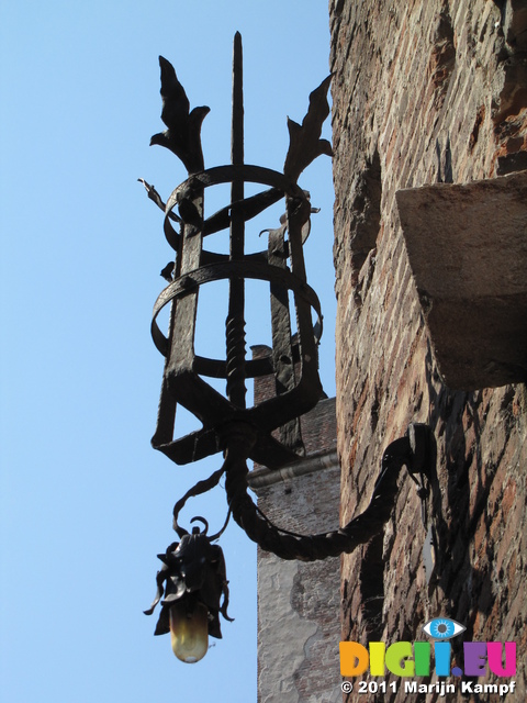 SX19341 Firebasket at Castelvecchio castle, Verona, Italy